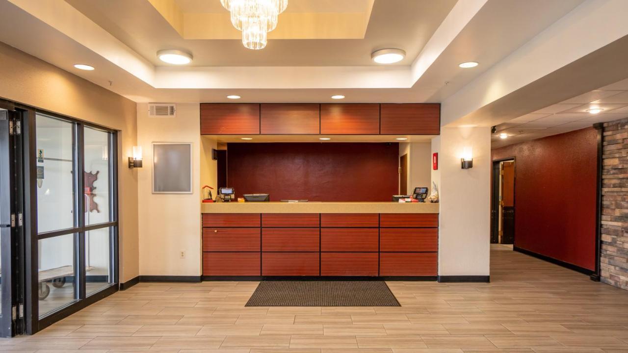Red Roof Inn & Suites Indianapolis Airport Esterno foto