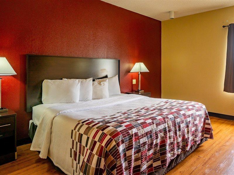 Red Roof Inn & Suites Indianapolis Airport Esterno foto
