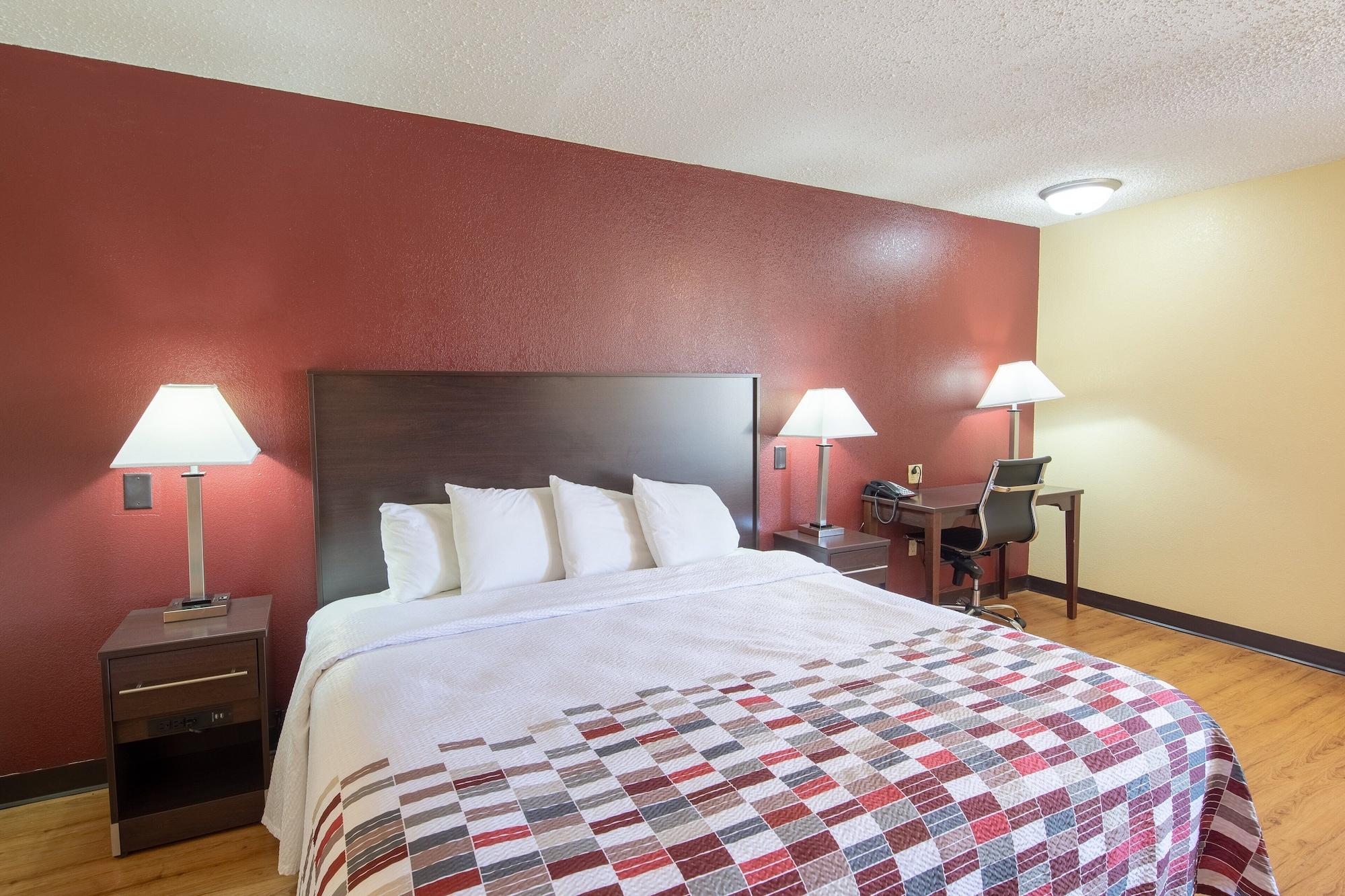 Red Roof Inn & Suites Indianapolis Airport Esterno foto