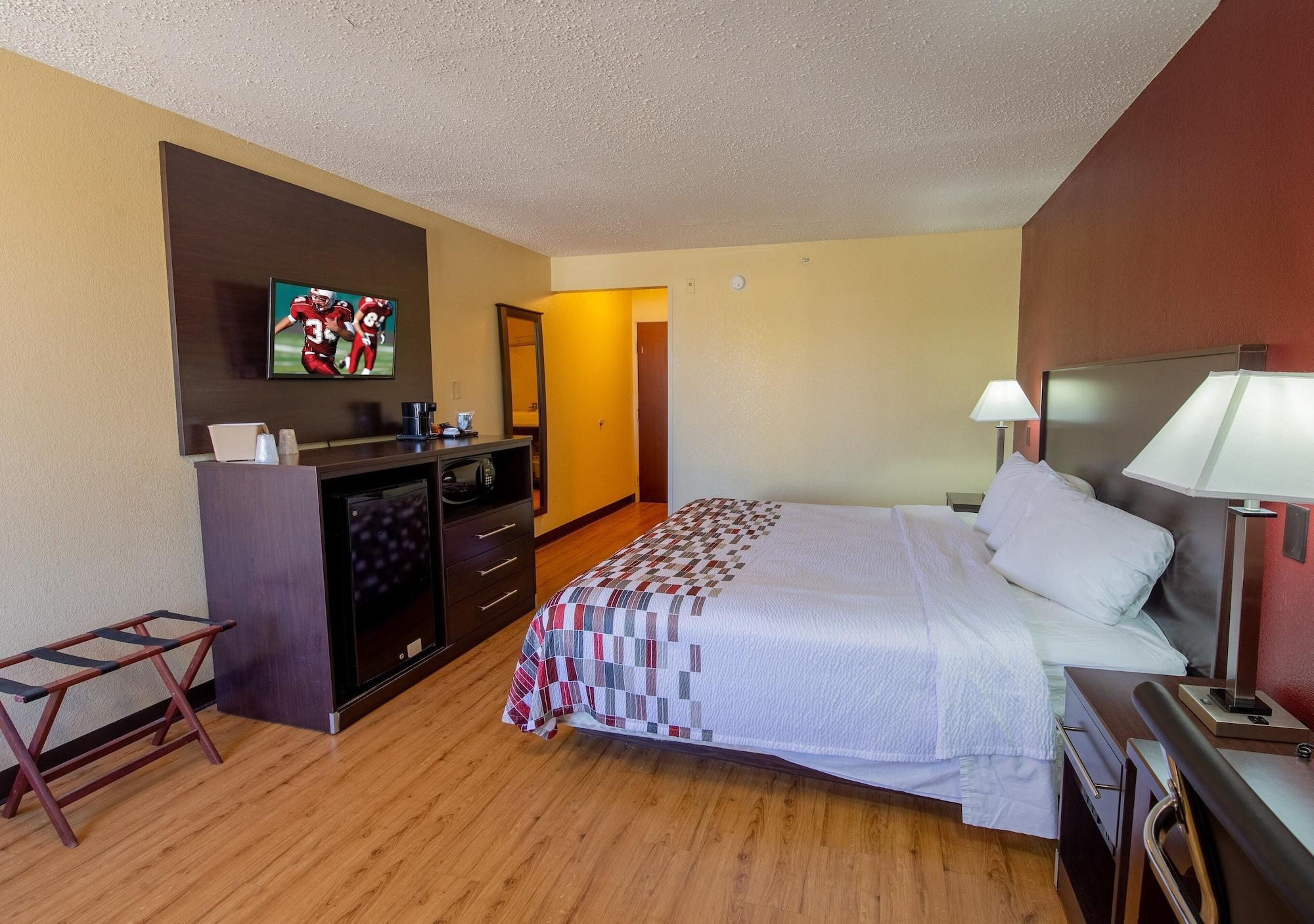 Red Roof Inn & Suites Indianapolis Airport Esterno foto