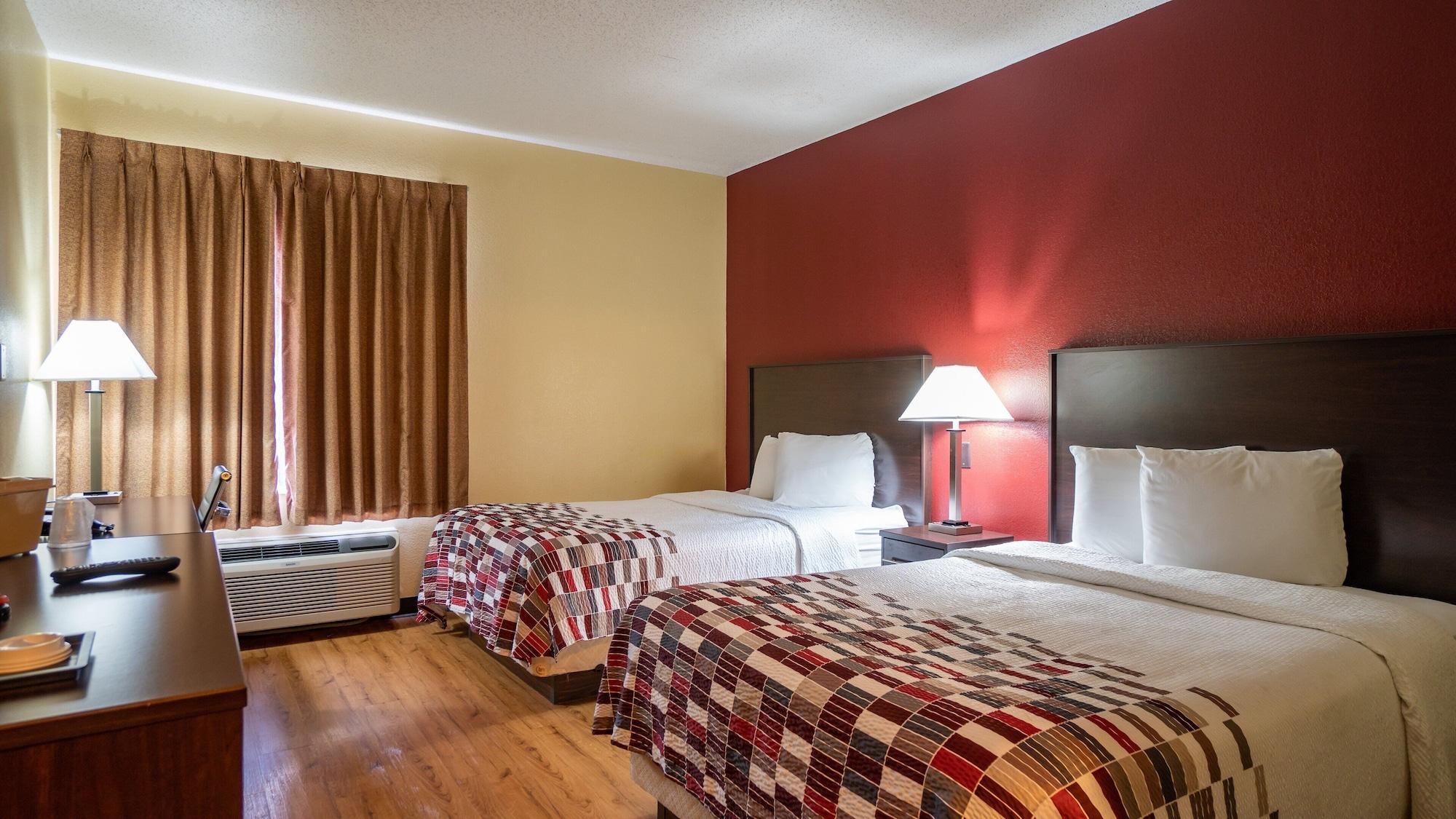 Red Roof Inn & Suites Indianapolis Airport Esterno foto