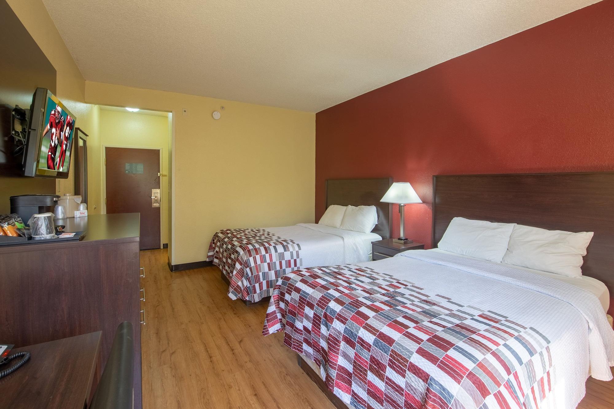 Red Roof Inn & Suites Indianapolis Airport Esterno foto