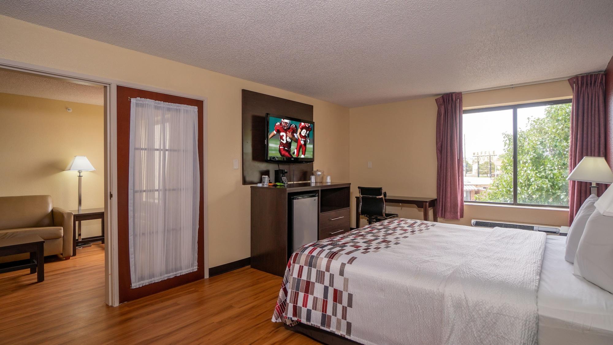 Red Roof Inn & Suites Indianapolis Airport Esterno foto