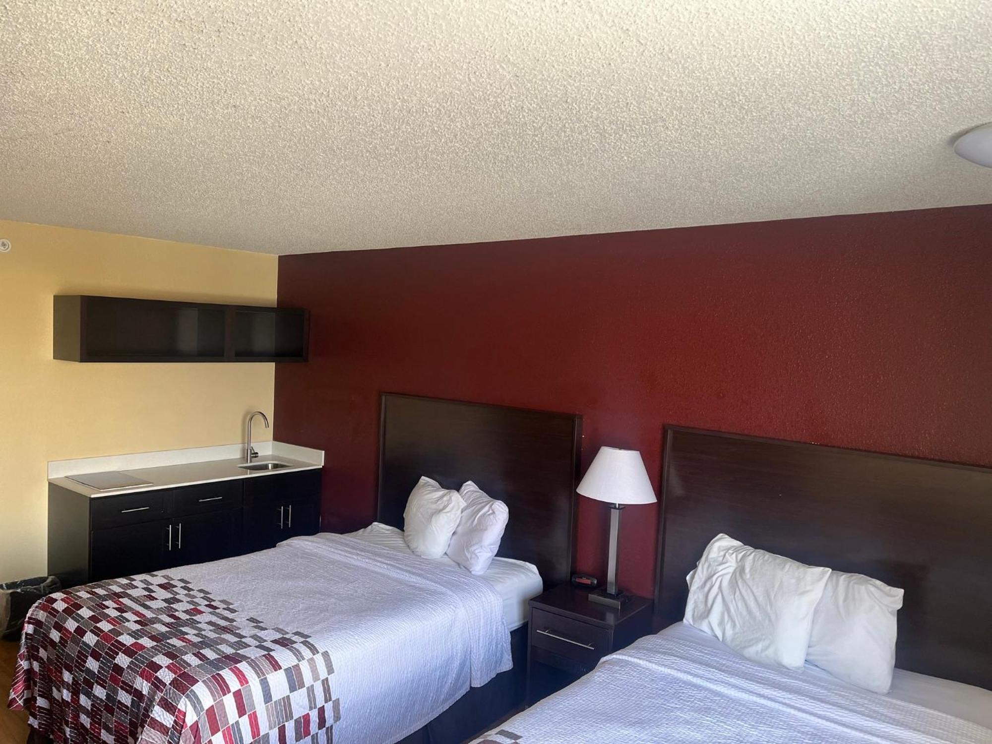 Red Roof Inn & Suites Indianapolis Airport Esterno foto