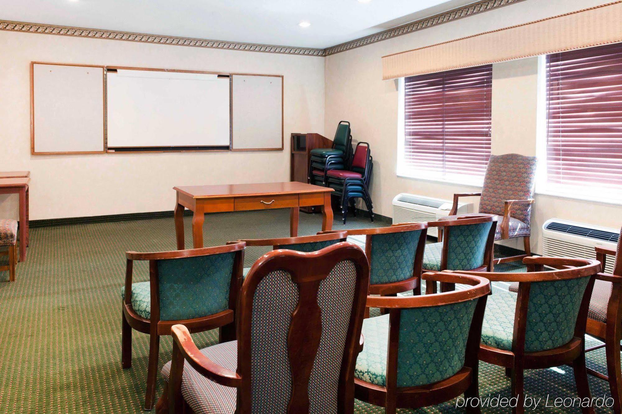 Red Roof Inn & Suites Indianapolis Airport Esterno foto